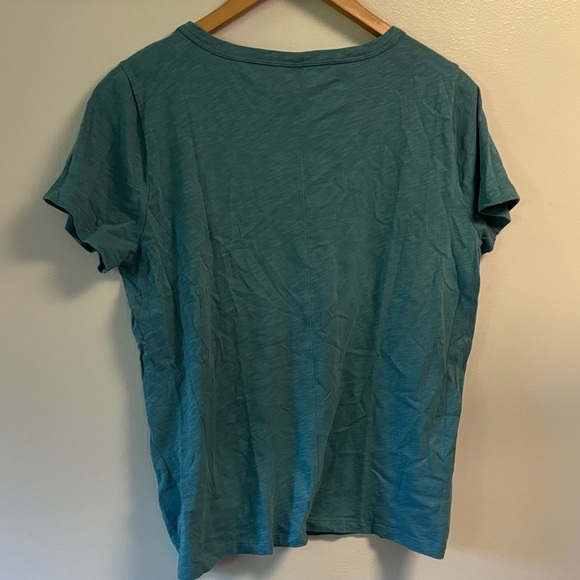 J. Crew sz L Aqua Short Sleeve Girlfriend Tee Women's Top - Picture 6 of 7